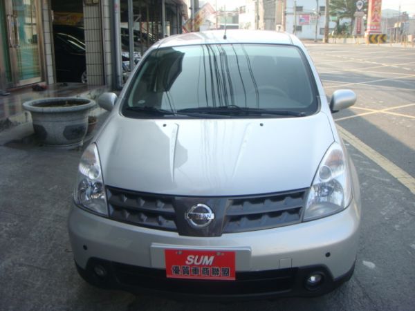 NISSAN LIVINA 照片2