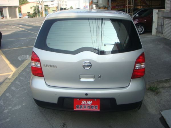 NISSAN LIVINA 照片10