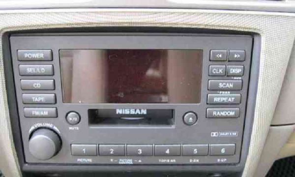 NISSAN SENTRA M1 照片4