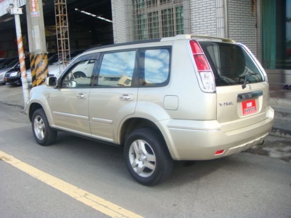 NISSAN X-TRAIL 照片9