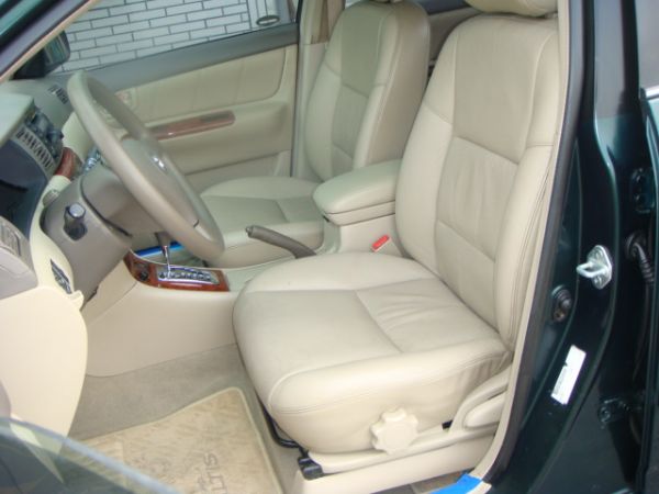 TOYOTA ALTIS 照片3