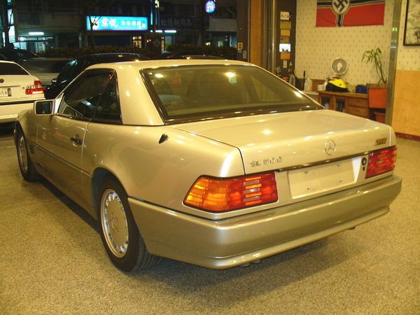 93 年 Benz/朋馳 SL500  照片3