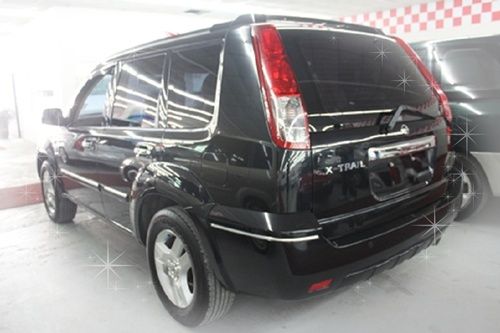 06日產  X-Trail 2.0 黑 照片8