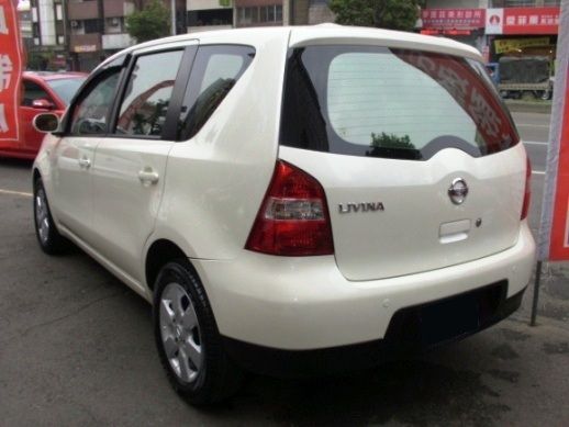 2008 日產 LIVINA 1.6 白 照片8