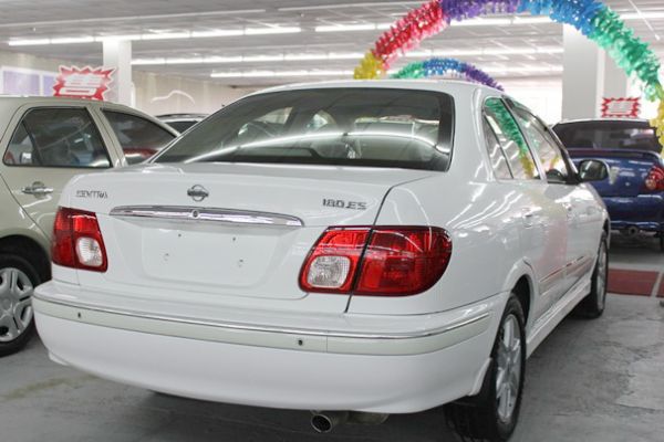 01日產 Sentra180 1.6 白 照片9