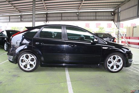 Ford 福特 Focus ST 照片5