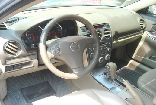 04 MAZDA 6 照片3