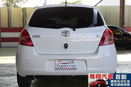 Toyota豐田 Yaris 照片9