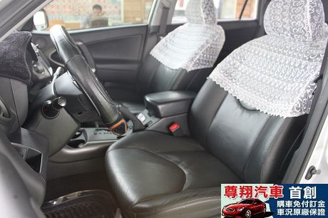 Toyota豐田 RAV4 照片5