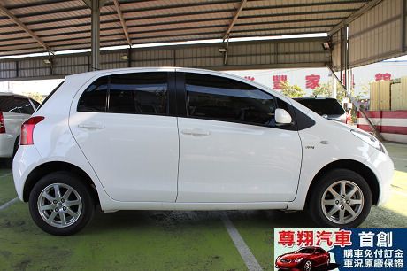 Toyota豐田 Yaris 照片2