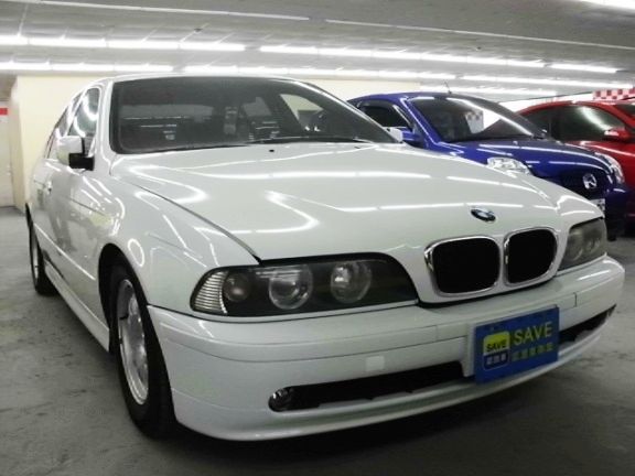 2001 BMW 520I 2.0 白 照片1