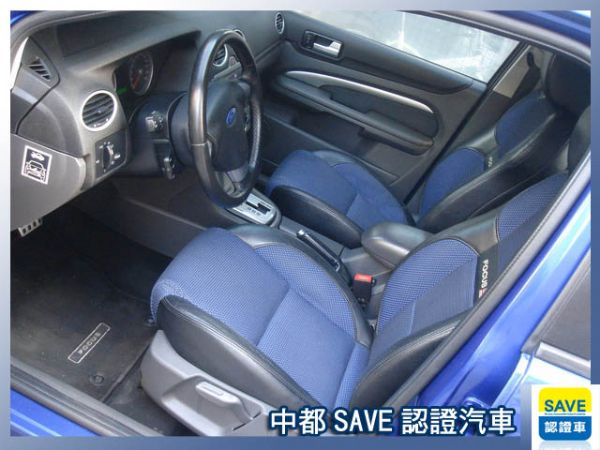 06  FORD  FOCUS 照片3