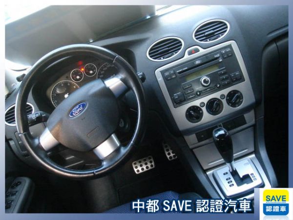 06  FORD  FOCUS 照片4