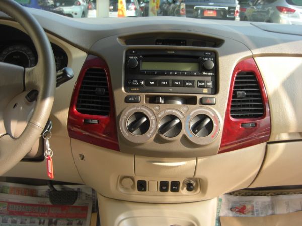 SUM聯泰汽車~2008年 INNOVA 照片4