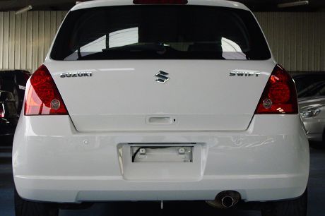 Suzuki 鈴木 Swift  照片7