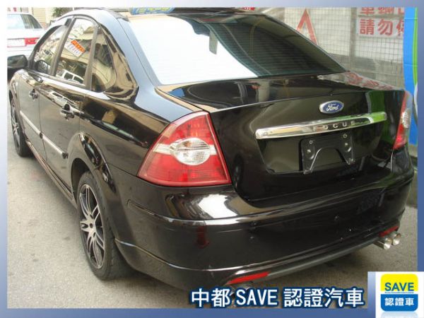 06 FORD FOCUS 照片2