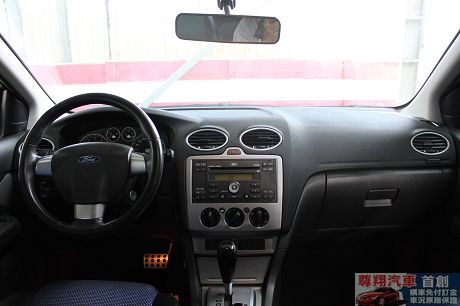 Ford 福特 Focus 2.0 照片7