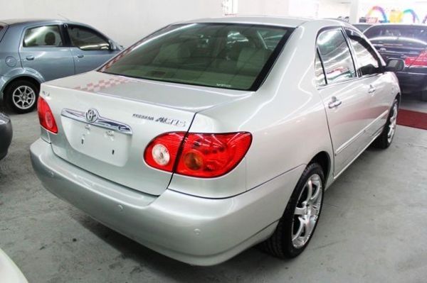 02 Toyota 豐田  Altis  照片8