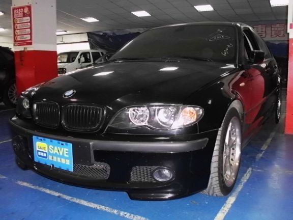 04 BMW 318I 2.0 黑 照片1