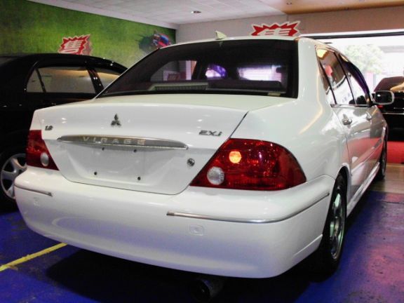 2003 三菱 Lancer 1.8 白 照片7