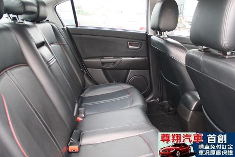 Mazda 馬自達 323 照片8