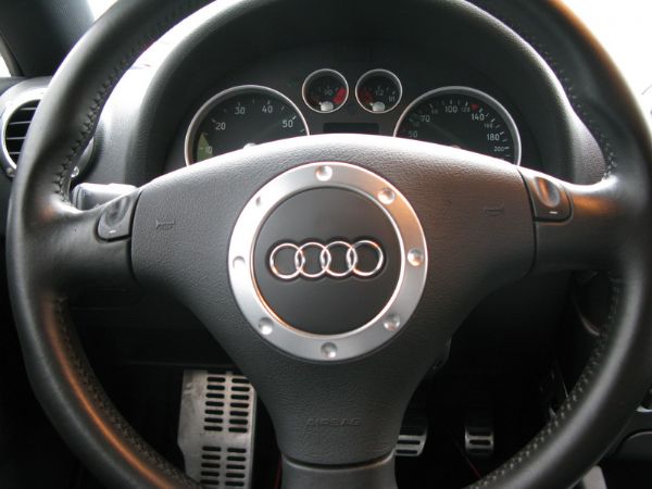 運通汽車-2005年-AUDI-TT 照片6