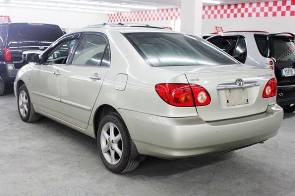 03 Toyota 豐田  Altis  照片8