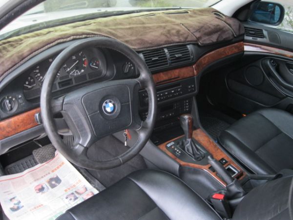 BMW 520I 照片2