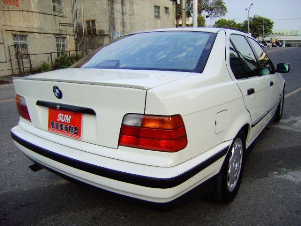 95年 BMW 318 車子美 照片3