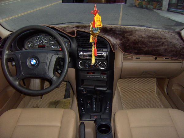 95年 BMW 318 車子美 照片6