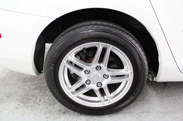 05 Mazda 馬自達  3 1.6  照片9