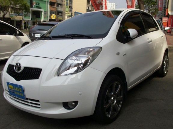 08  豐田 YARIS 1.5 白 照片1