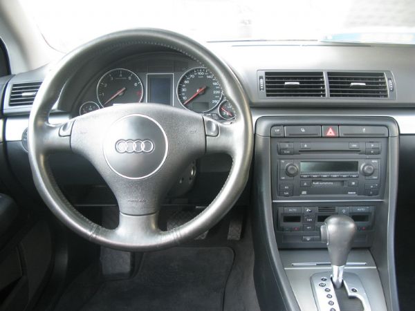 運通汽車-2005年-AUDI-A4 照片2