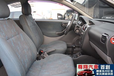 Opel 歐寶 Corsa 照片7