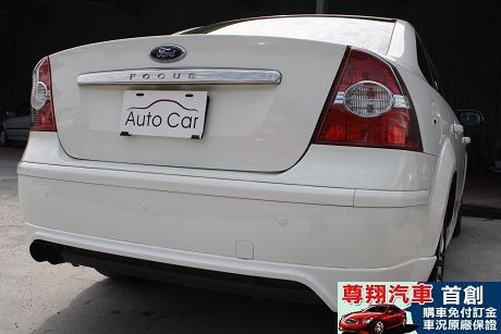 Ford 福特 Focus 1.8 照片5