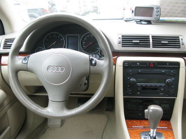 運通汽車-2004年-AUDI-A4 照片2