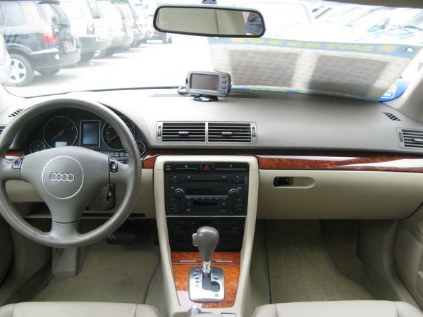 運通汽車-2004年-AUDI-A4 照片5