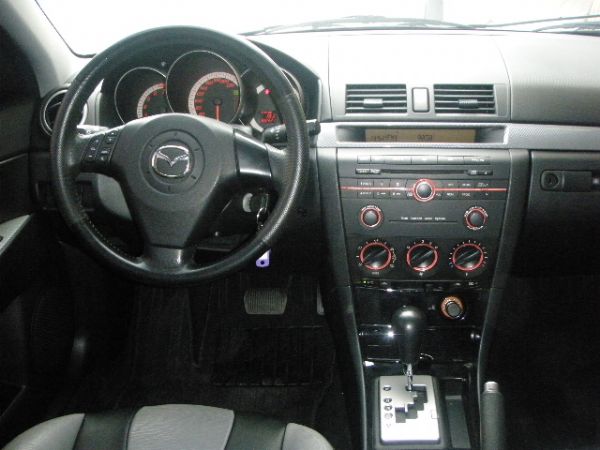 *友達汽車* 05年 馬自達 馬3S 照片5