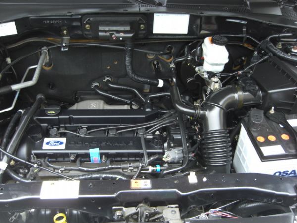 SUM 聯泰汽車 2006年ESCAPE 照片2