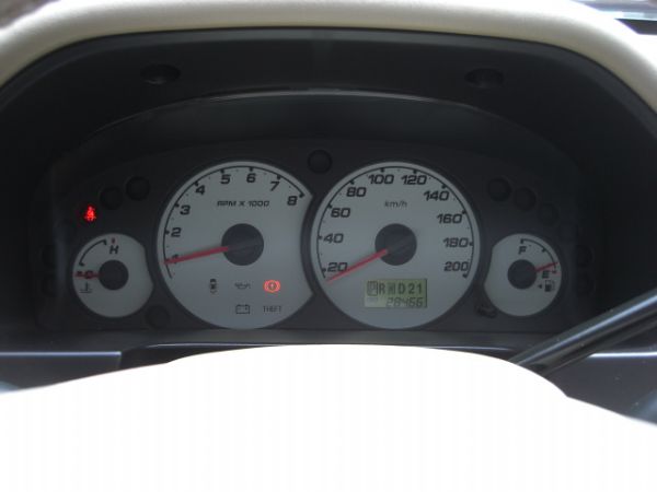 SUM 聯泰汽車 2006年ESCAPE 照片3