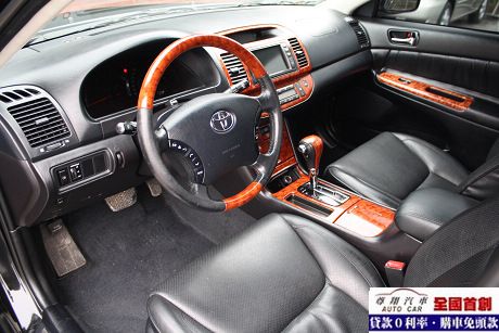 Toyota豐田 Camry  照片4