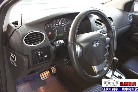 Ford 福特 Focus 2.0  照片4
