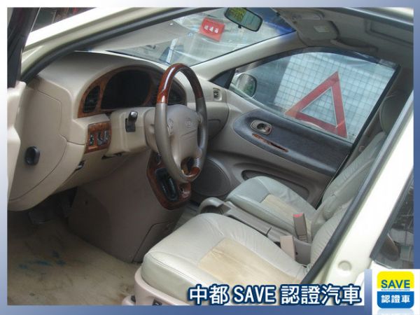 01 KIA  CARNIVAL 照片3