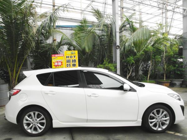 《年代》2011 馬自達 MAZDA3  照片3