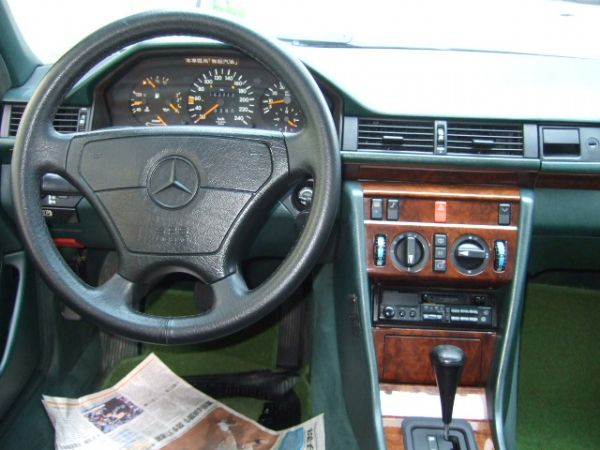 220E 照片7