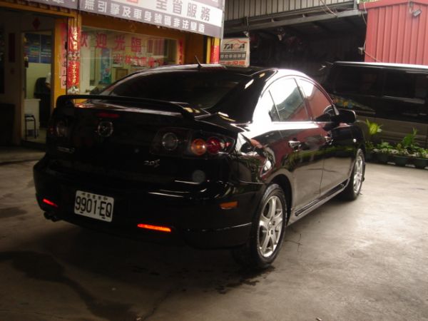 MAZDA 3 照片2