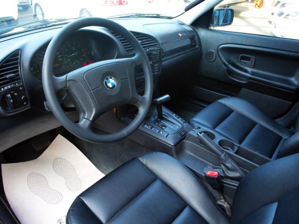 1997 BMW E36 318I 照片3