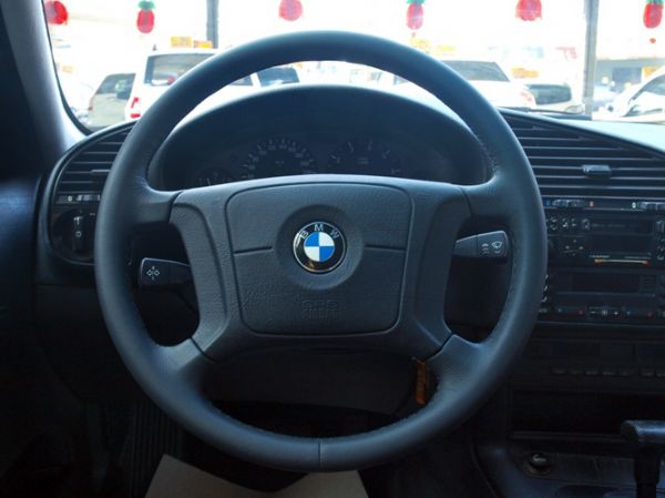 1997 BMW E36 318I 照片5