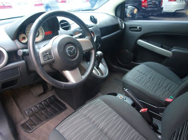 2009 馬自達 MAZDA 2 照片4