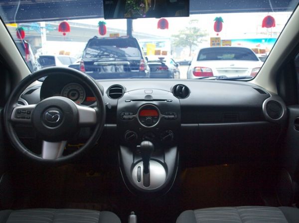 2009 馬自達 MAZDA 2 照片5